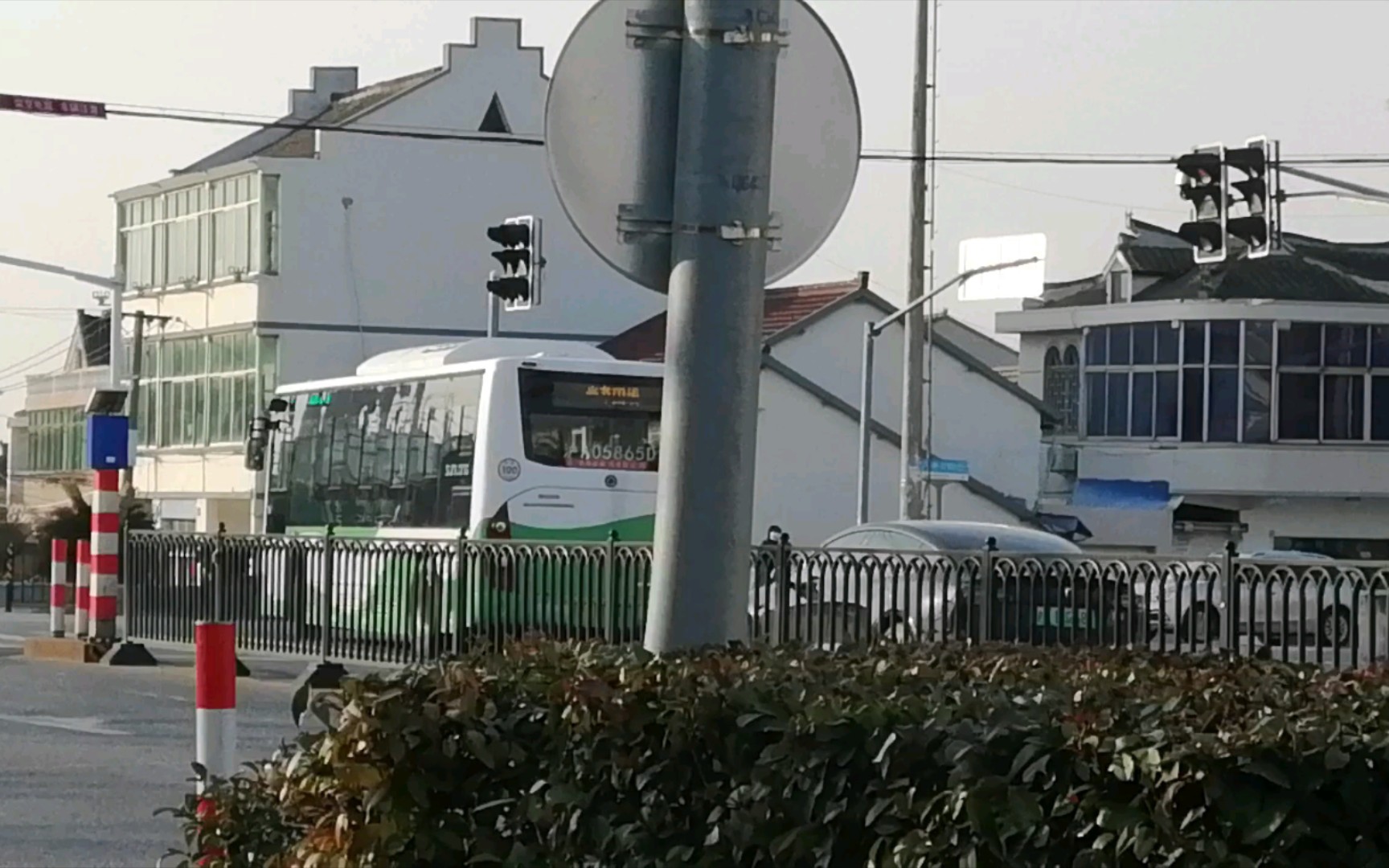 上海奉贤公交 莘团线 往外环路地铁站方向 随拍