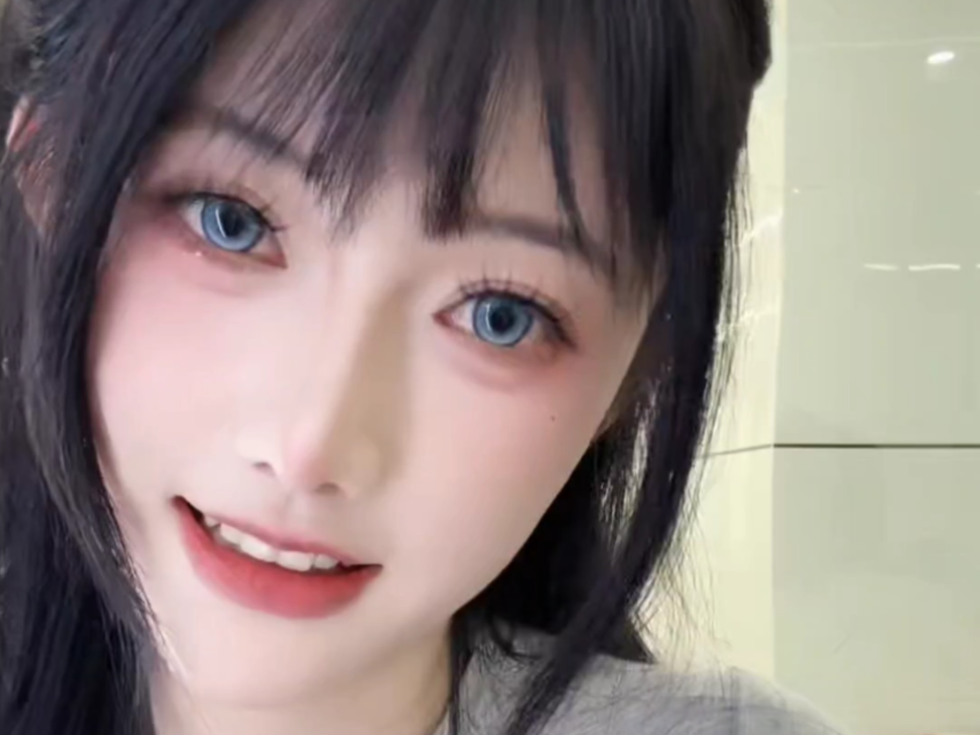 抖音上的女主播=抖音上的女主播有真爱吗