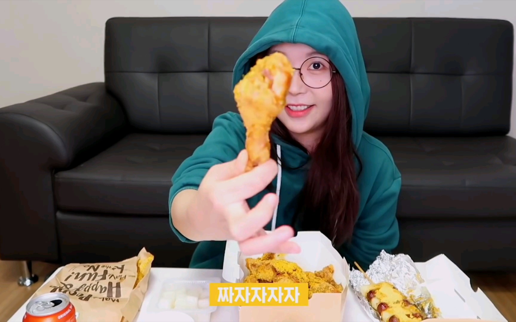 raina大聪明吃播当大吃货!_哔哩哔哩_bilibili