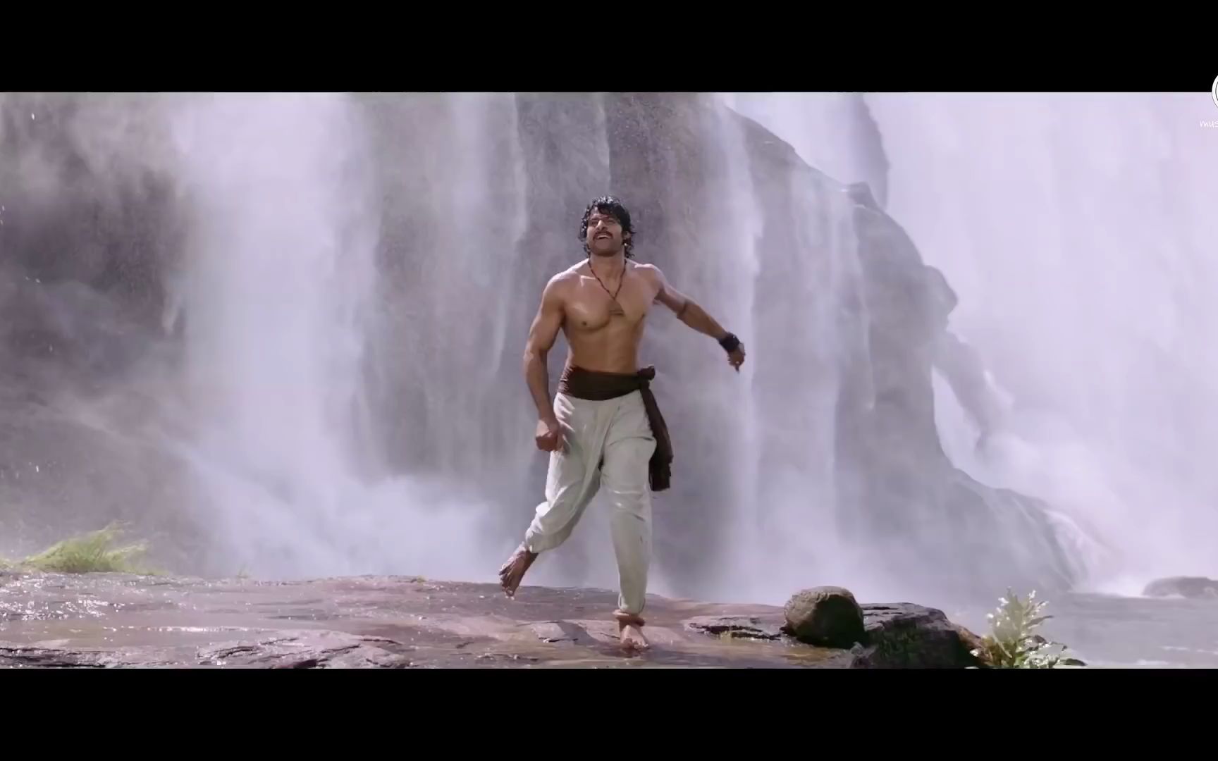 [图]Kaun Hain Voh Full Video Baahubali The Beginning Kailash K Prab