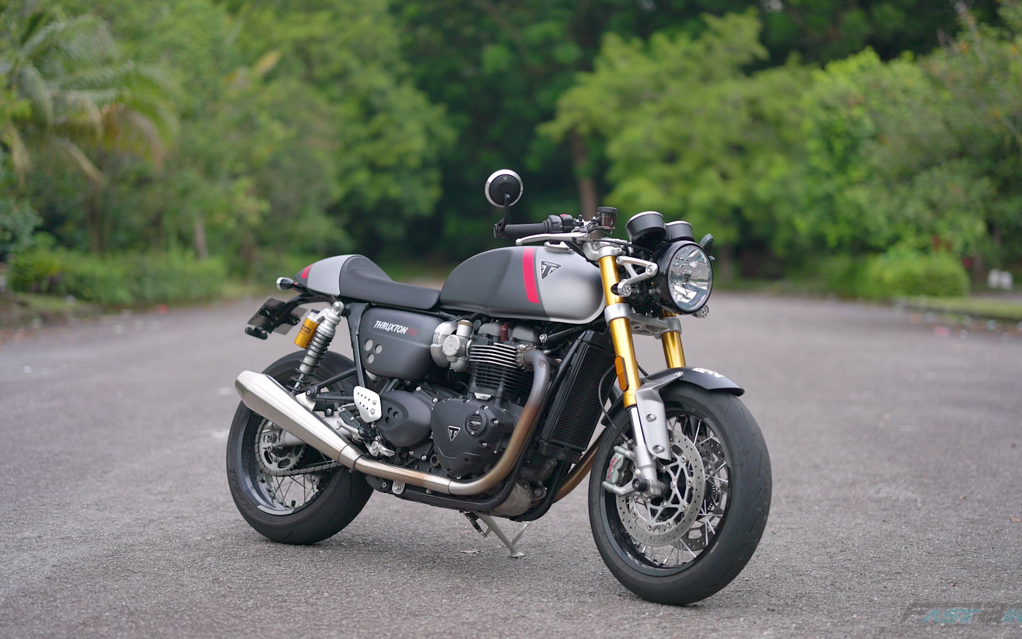 triumph thruxton rs声浪欣赏_哔哩哔哩_bilibili