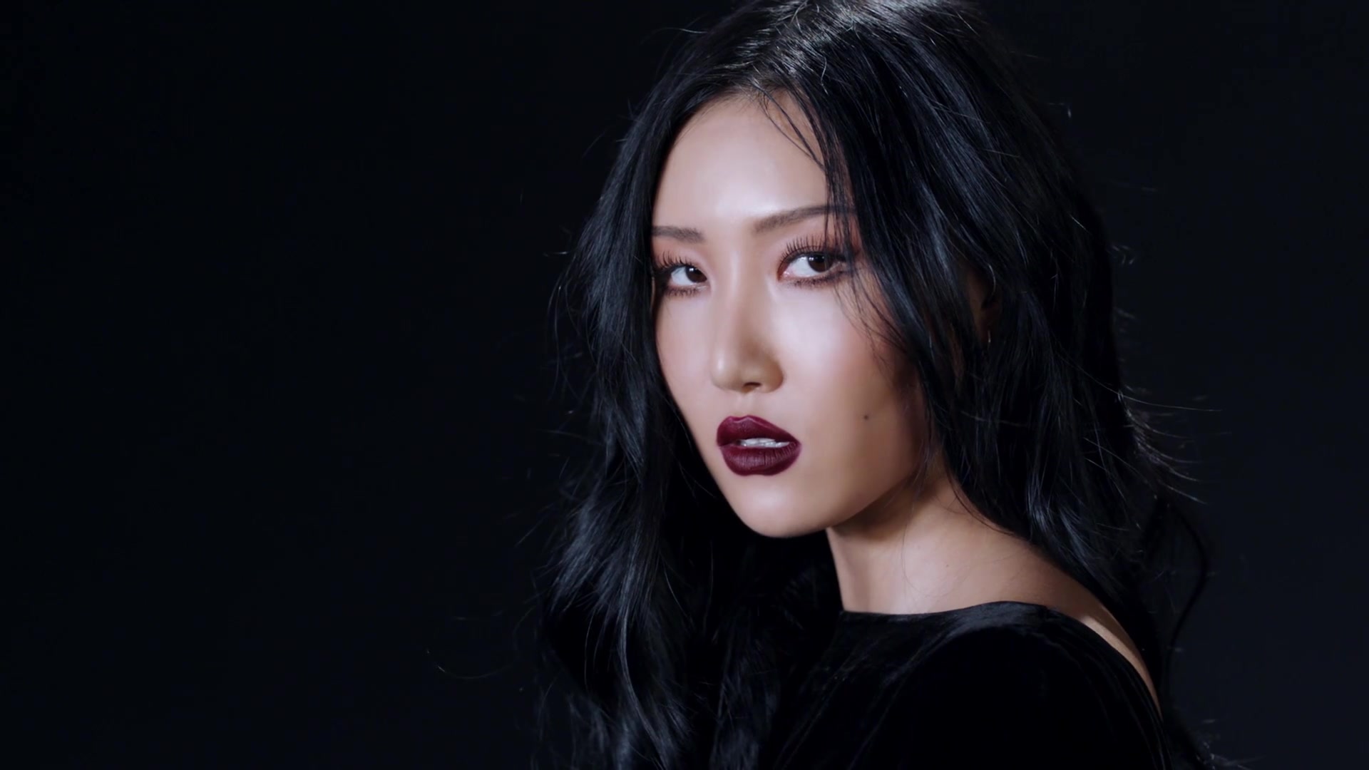 mamamoo华莎初solo《twit》mv