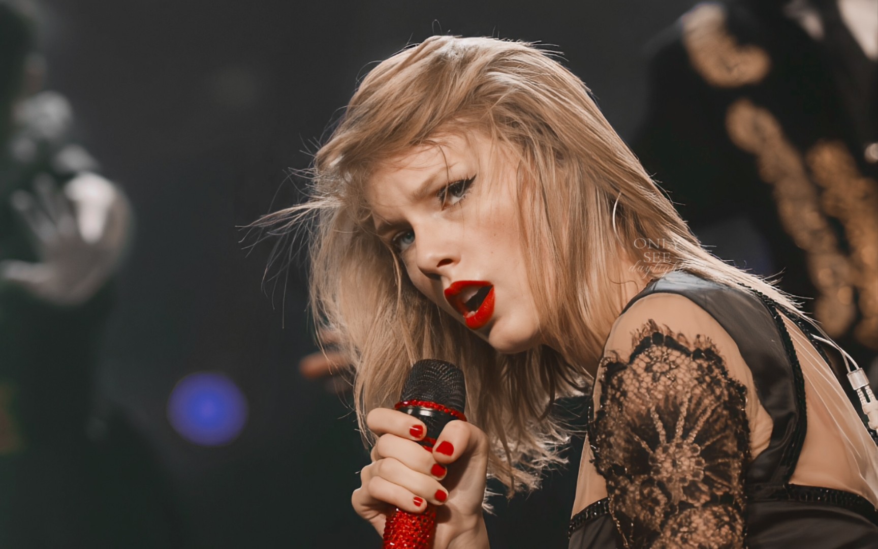 霉霉taylor swift city of paris献唱万年老歌乡村爱情故事love story