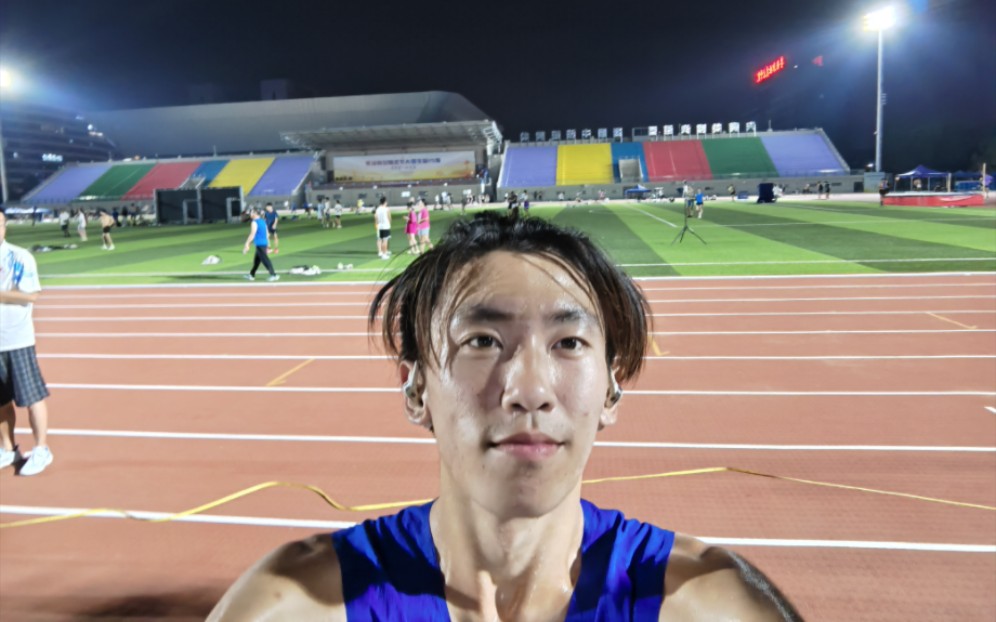 大田赛碎片 | 好喜欢这种氛围的夜场&踩腿放松时的碎碎念