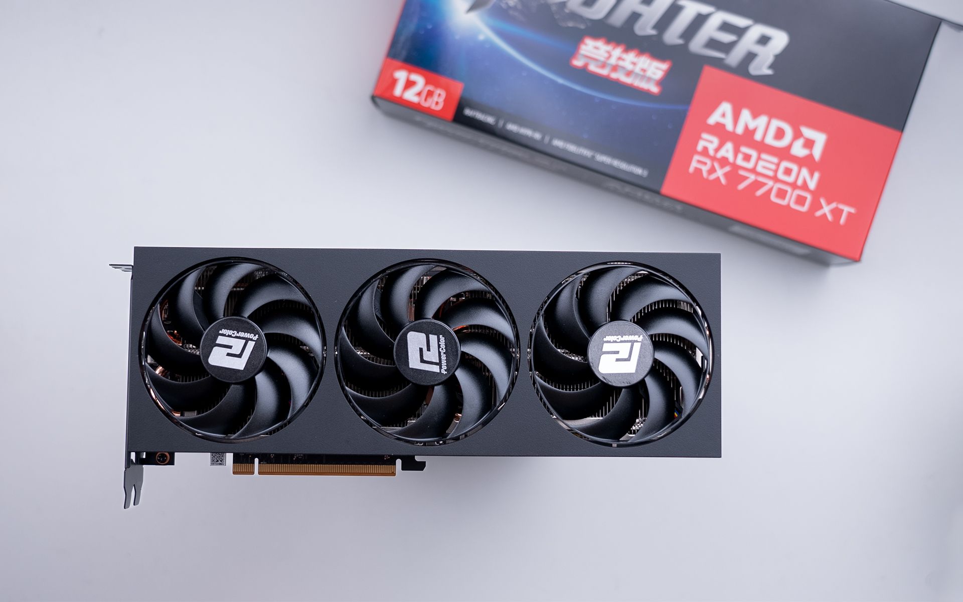 a卡又香起来了?撼讯rx 7700 xt竞技开箱vs rtx 4060 ti
