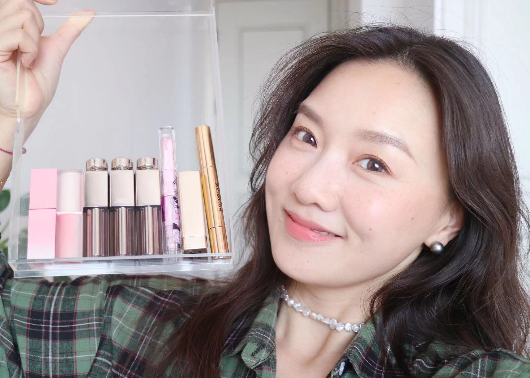 新入口红试色,颜色像吗?哪只最适合我