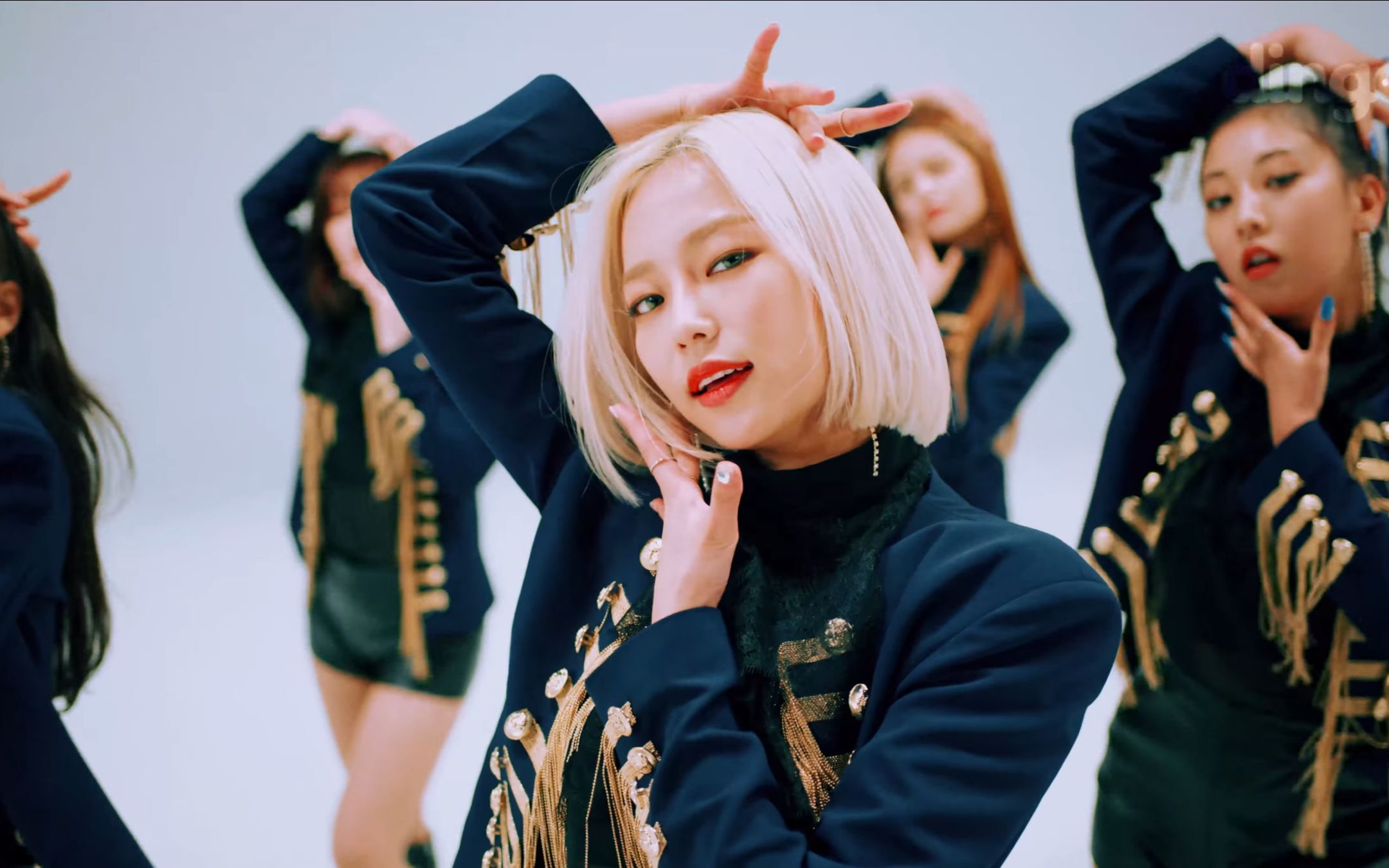 clc - me(美) 超清表演video(5k) @dingo music_哔哩哔哩_bilibili