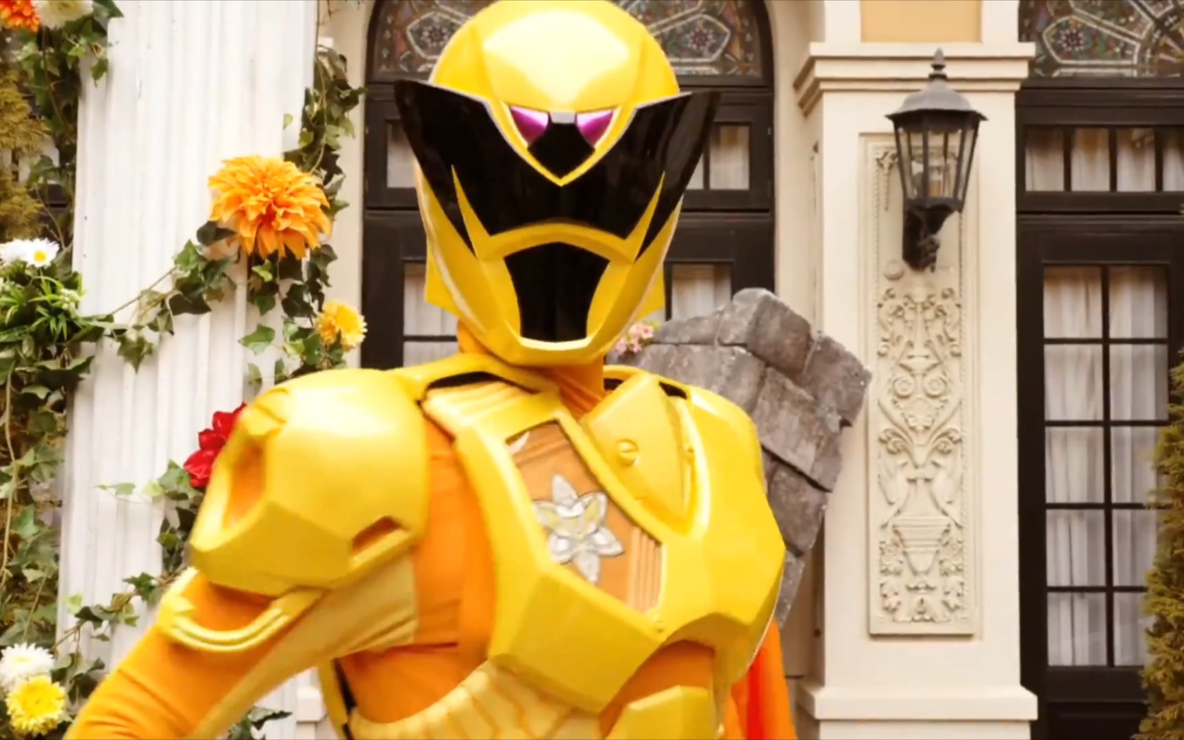 虫王战队 03 黄战士登场