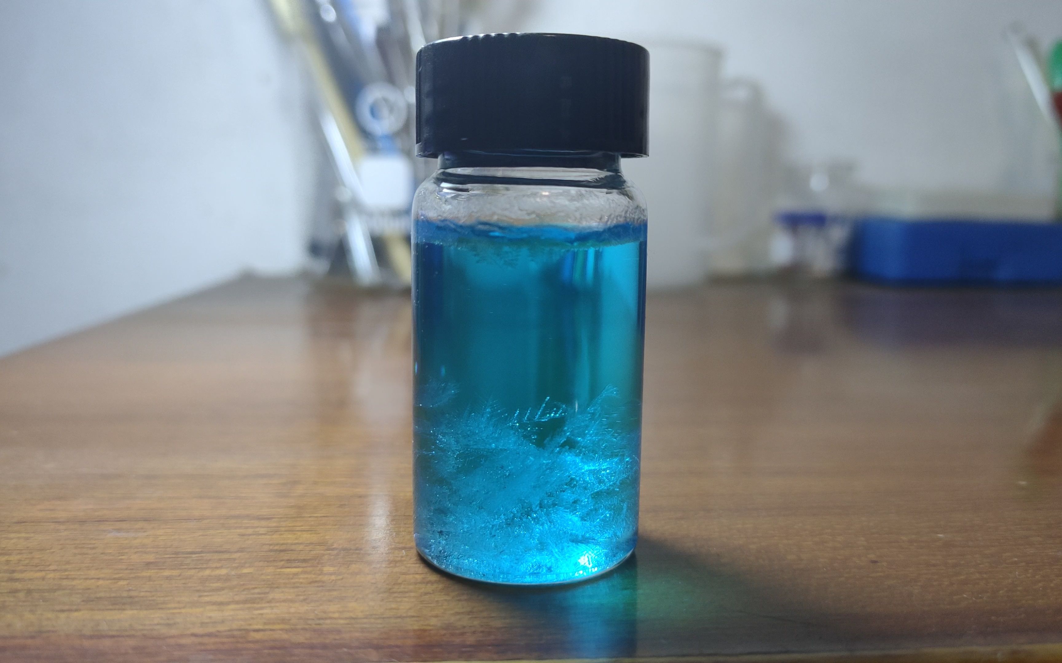 超美的风暴瓶结晶