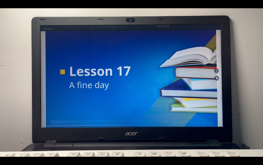 [图]《新概念英语第一册》 Lesson 17 A fine day