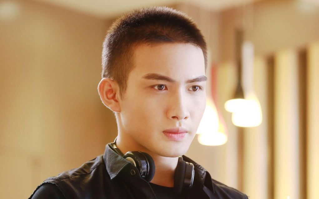 美人师兄傻白攻cut张彬彬0906一直播