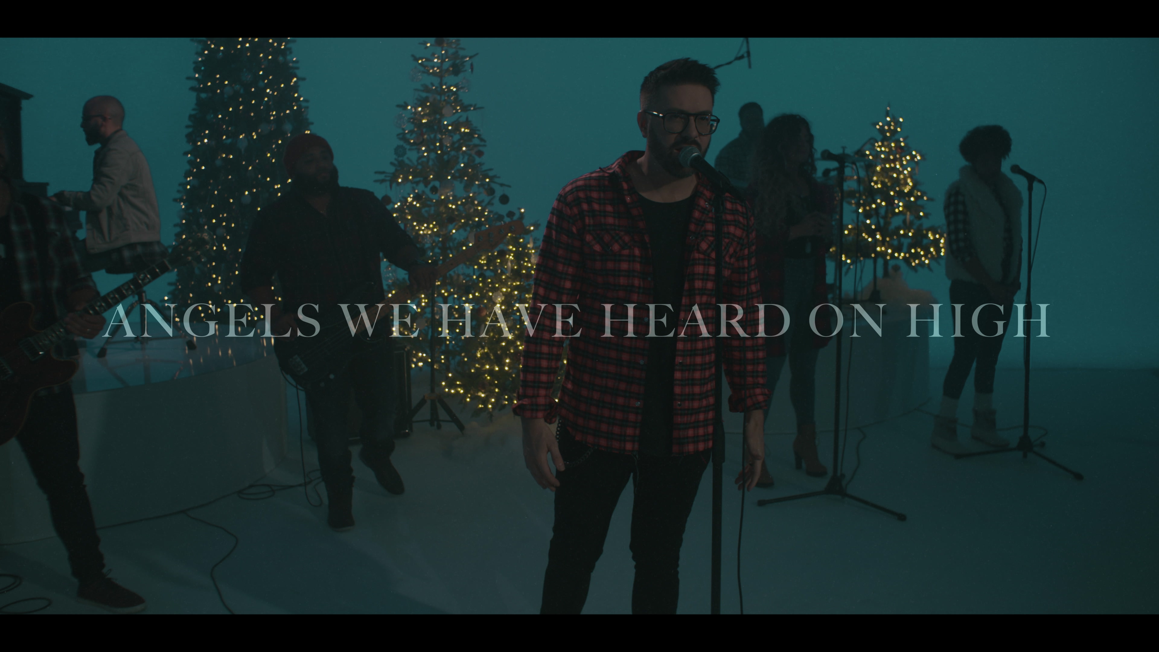 [图]Angels We Have Heard On High - Danny Gokey