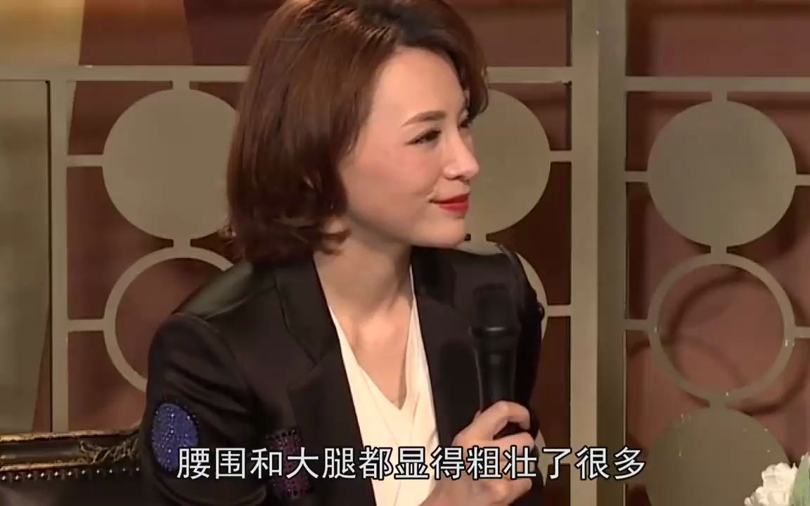 49歲董卿獨自逛街,素顏氣質仍出眾,打扮樸素身材顯發福