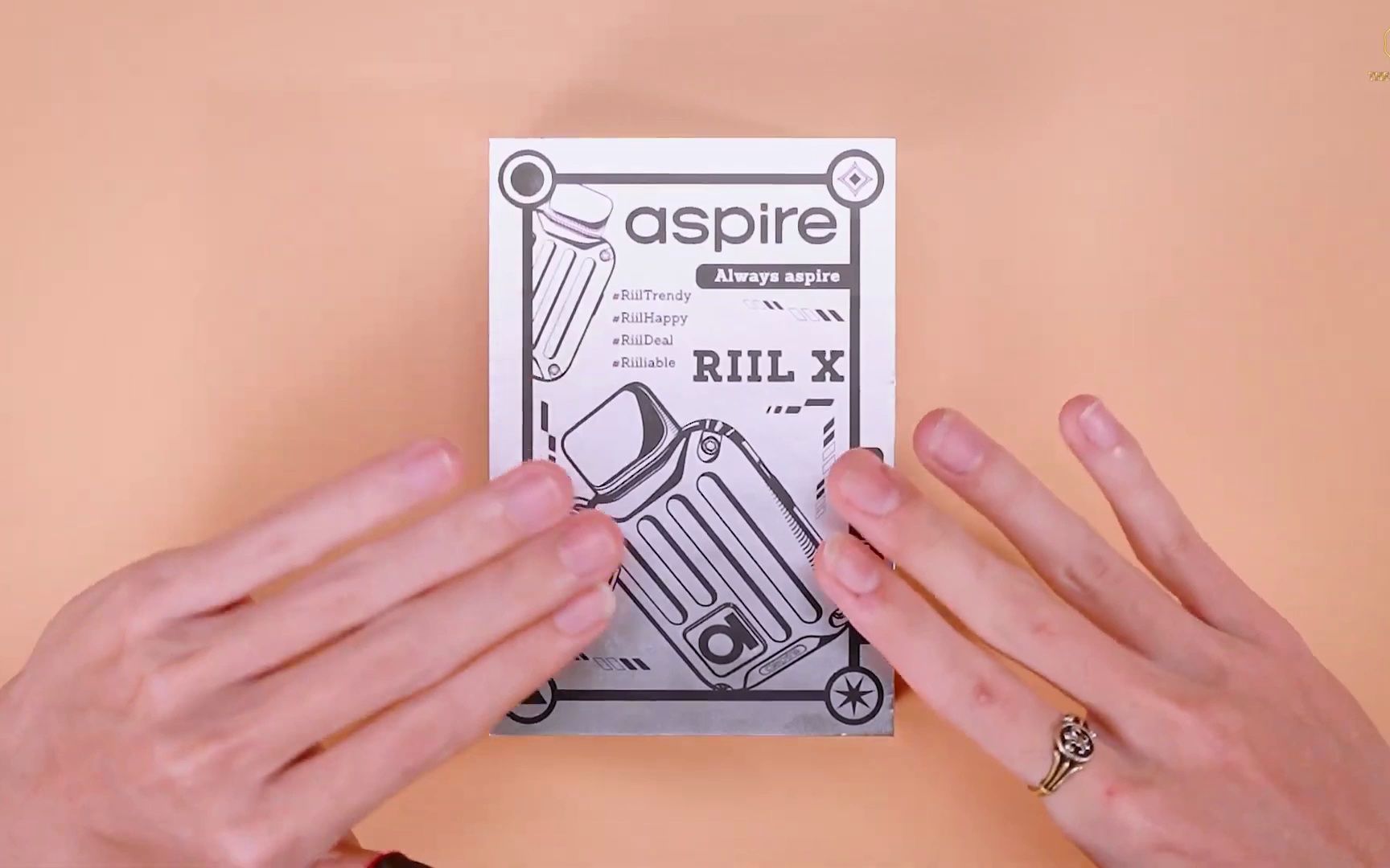 易佳特行李箱开箱 aspire Riil X开箱 高清实机展示哔哩哔哩bilibili