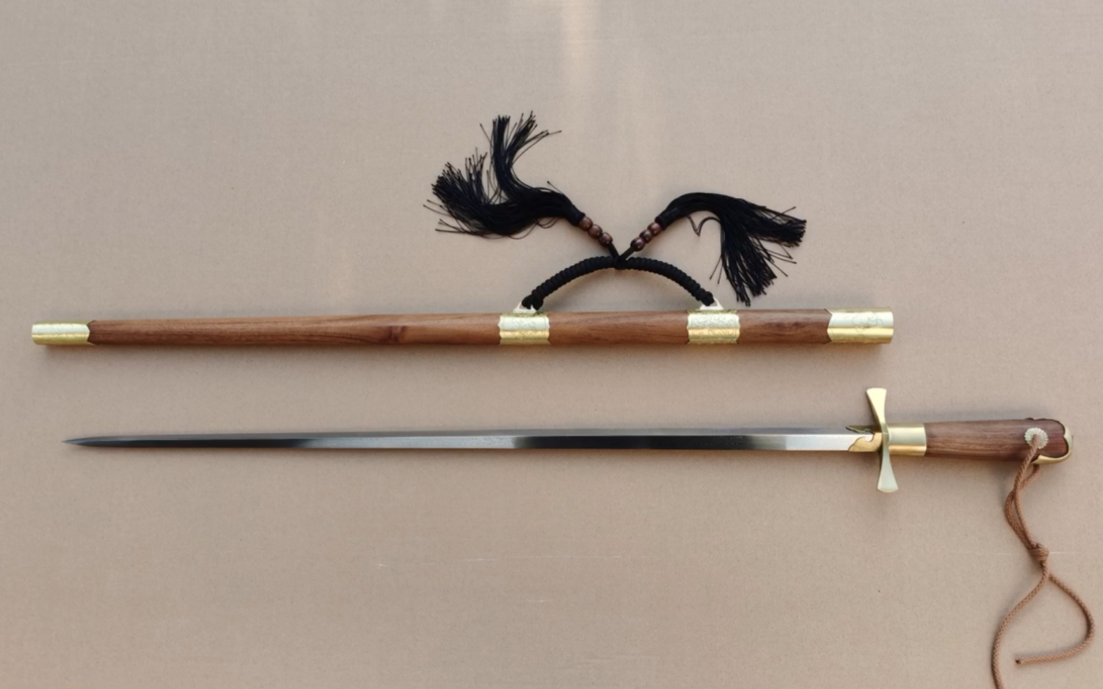 火与铁的艺术～各种型号款式的辽锏