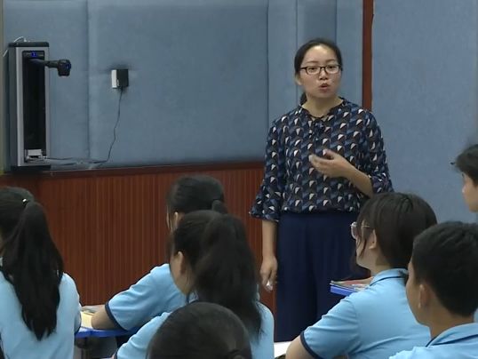 [图]八上：《“飞天”凌空——跳水姑娘吕伟夺魁记》（含课件教案） 名师优质公开课 教学实录 初中语文 部编版 人教版语文 八年级上册 8年级上册（执教：唐超琼）