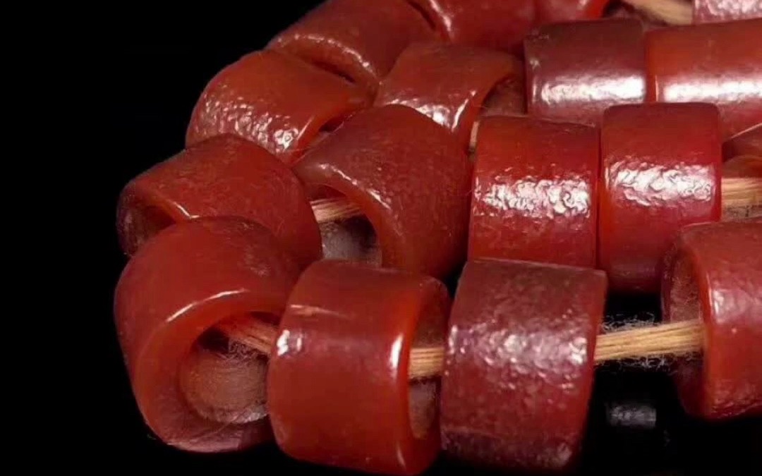 吉祥红老玛瑙串珠