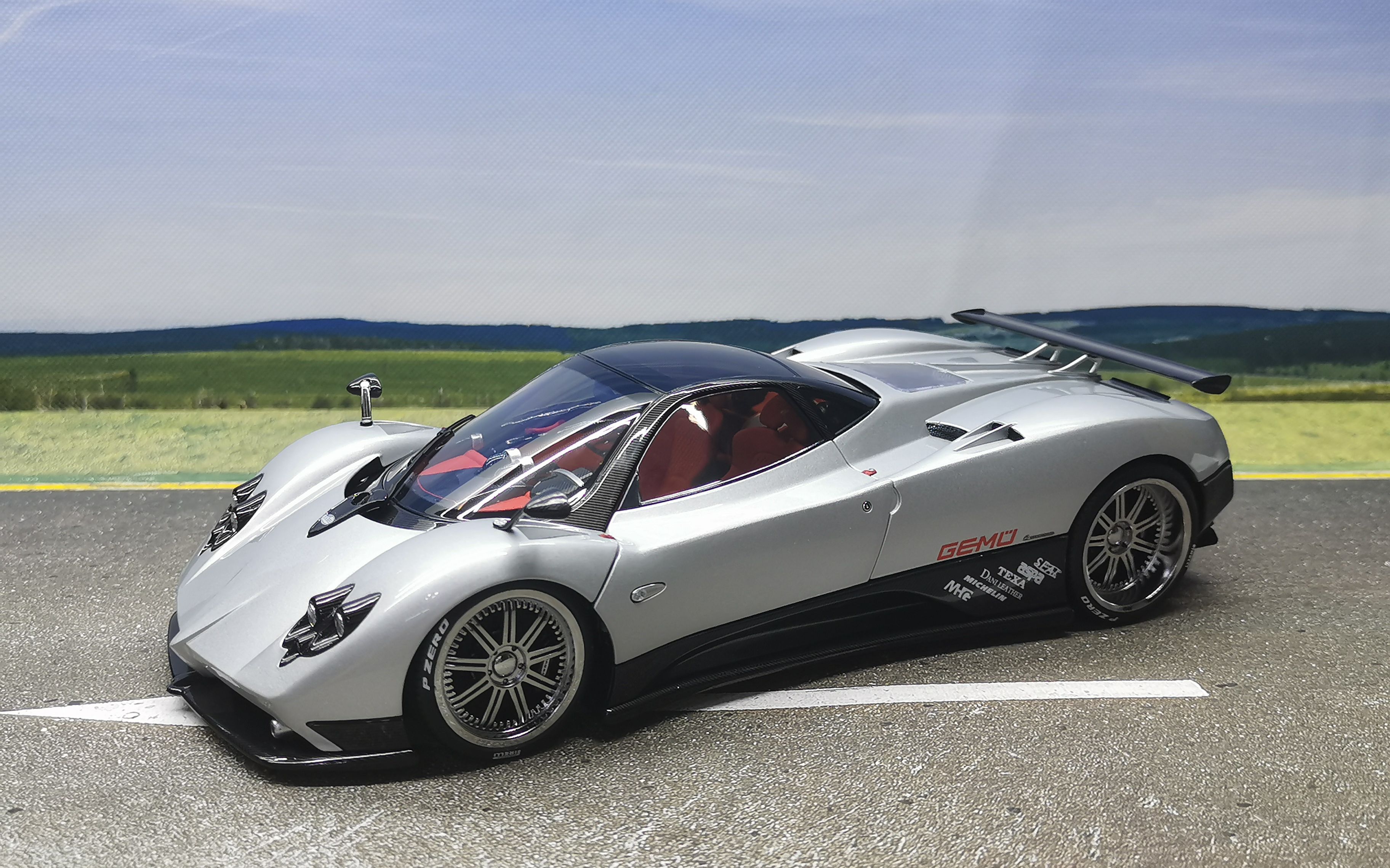 车模第62期almostrealpaganizondafar118帕加尼宗塔