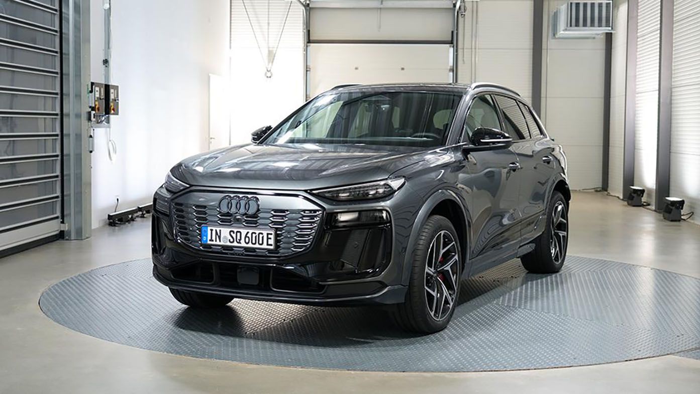 基于800v平台打造,奥迪纯电suv亮相,内置三个屏幕