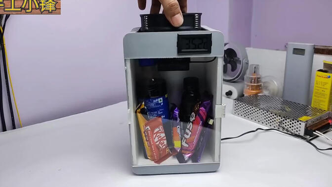 教你用半导体制冷片,制作一个小冰箱