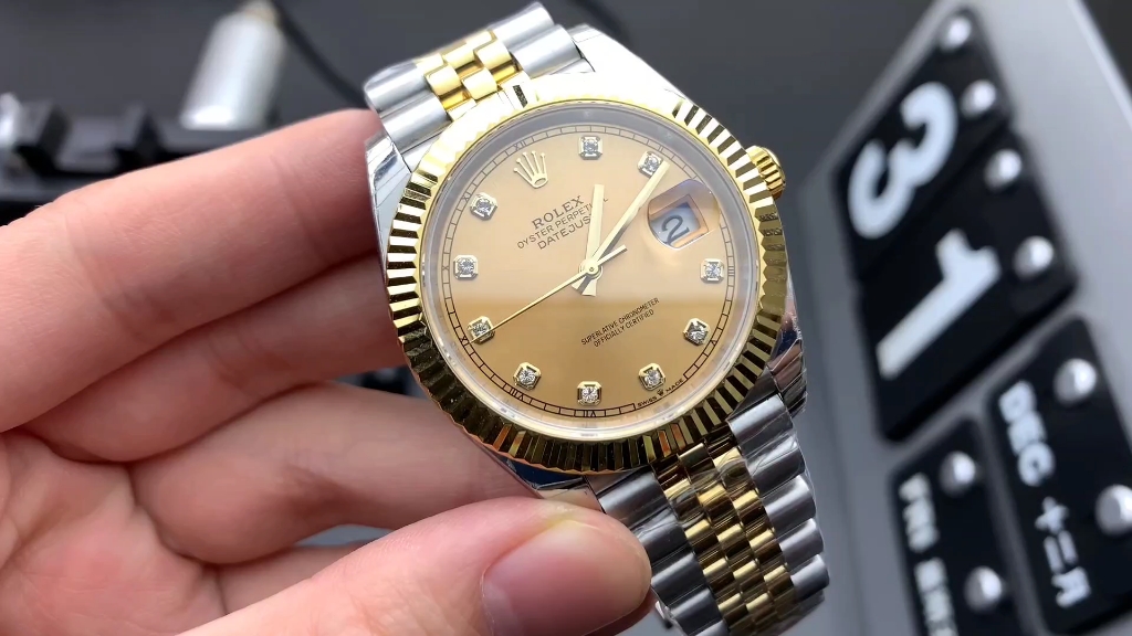 劳力士间金日志