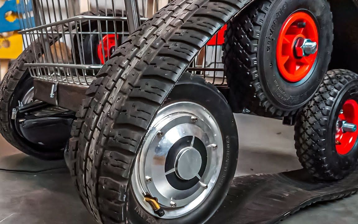 小伙把购物车简单改装,秒变神器,成品一出他妈都不认识了