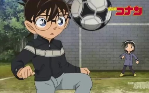 名侦探柯南柯南踢足球