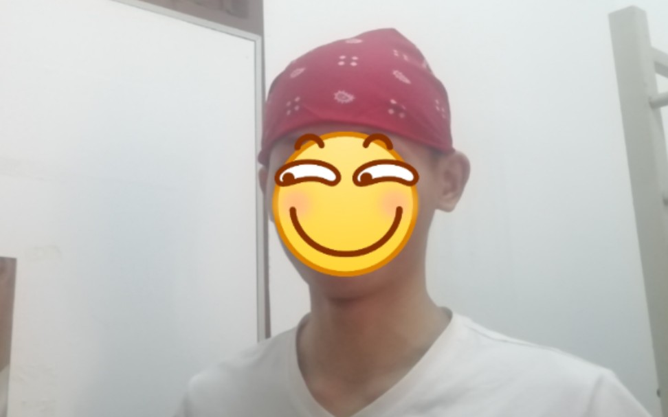 戴自由头巾进入同学的房间会发生什么?(香蕉君)