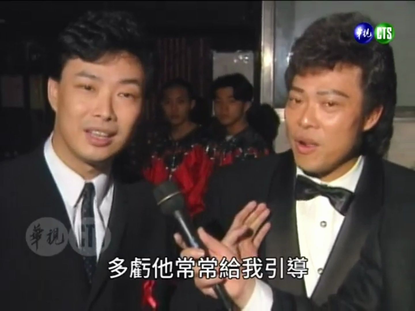 1995年《龙兄虎弟》节目喜获金钟大奖.张菲首度,费玉清二度得金钟奖