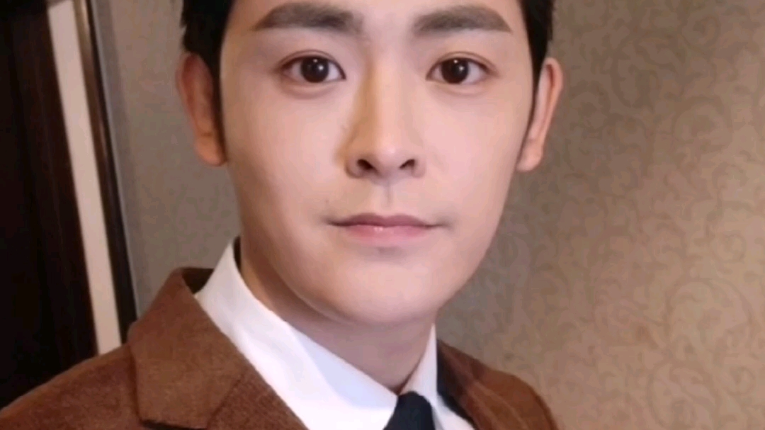 【李欣泽】个人图片剪辑_哔哩哔哩_bilibili