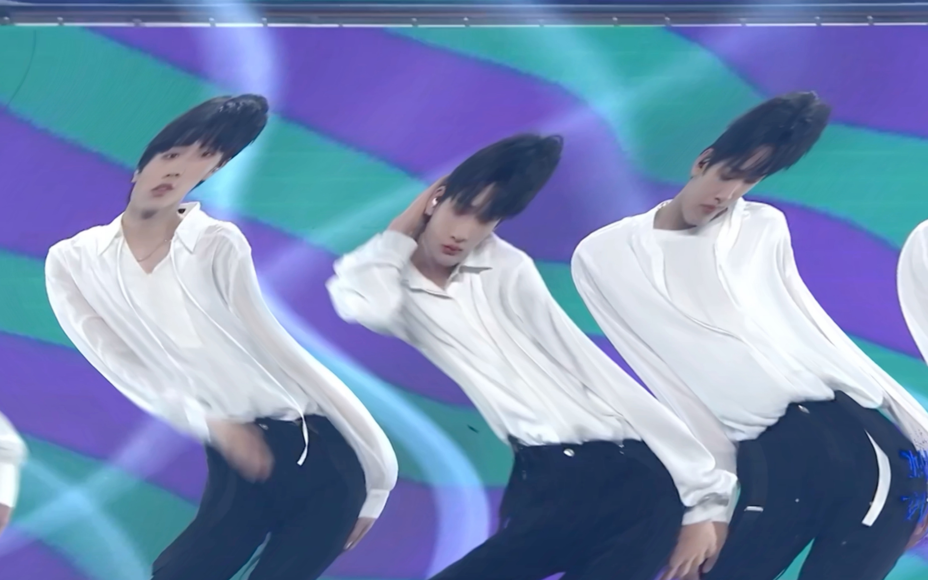 扭到我心里了【tf家族三代cover女团舞,真的太辣了】