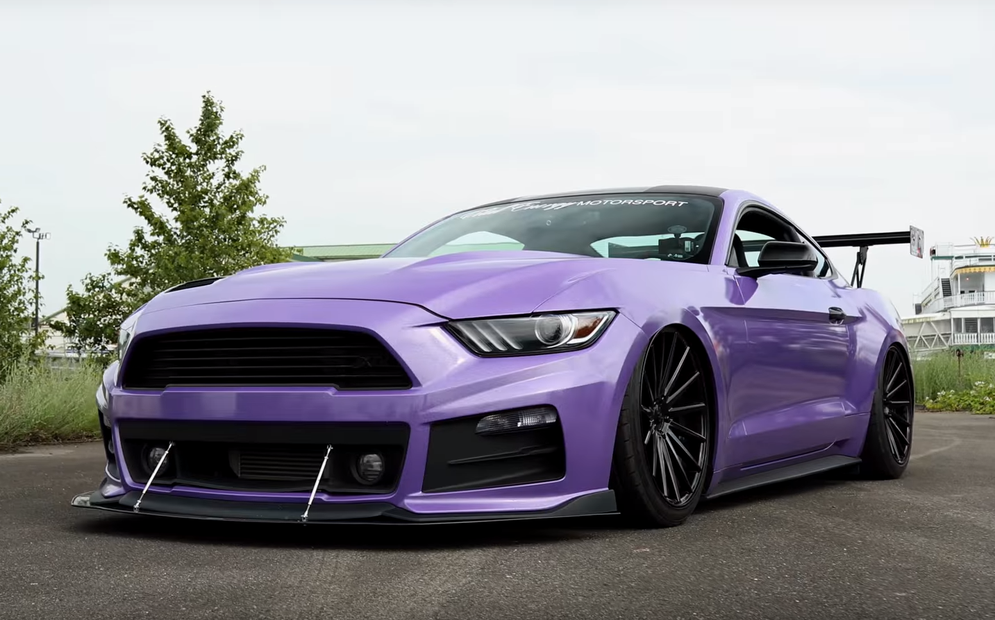 mustang_静态展示 骚紫色野马