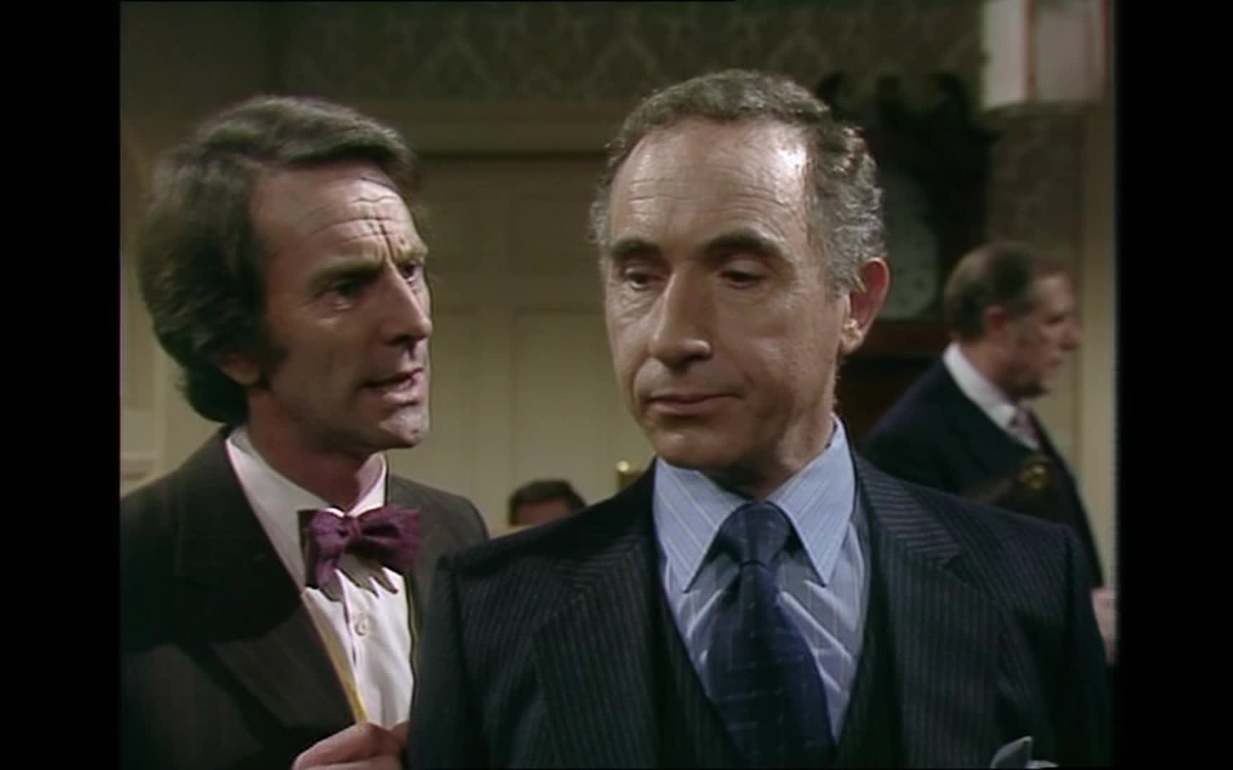 首相的手段 (yes minister 是 大臣 s01e05p2_哔哩哔哩_bilibili