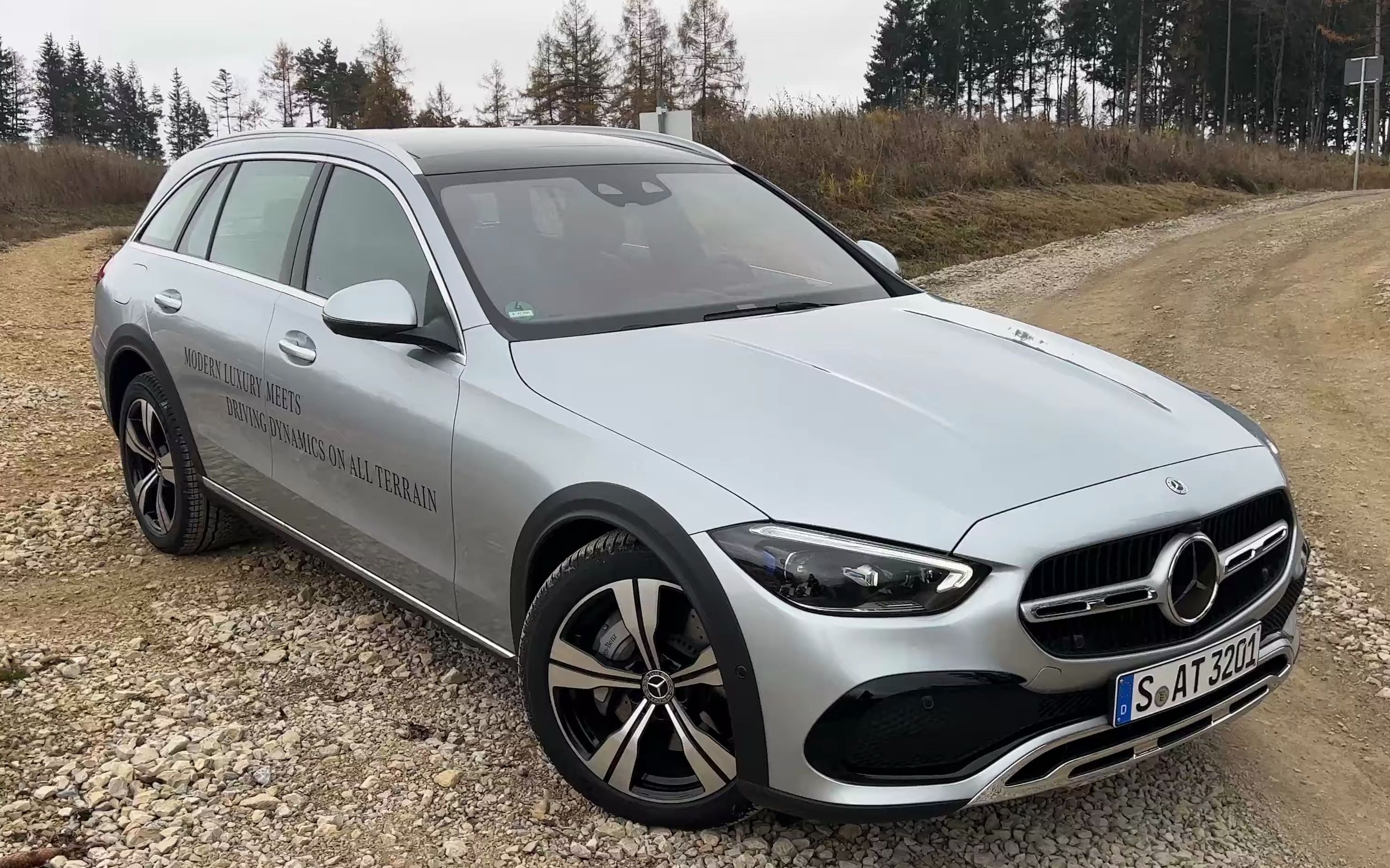 奔驰w206 s206 c级 c220d 2022年新c级 all terrain 旅行车越野测试