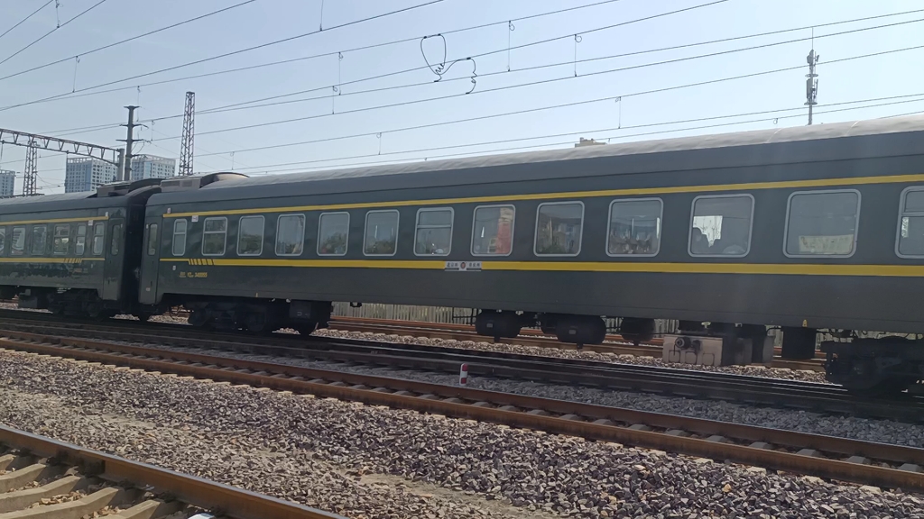 五一大运转(石家庄篇):正定拍车(2)——t10次列车(重庆西——北京西)