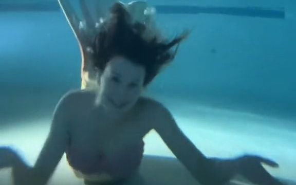 [图]【潜水】水中的美人鱼