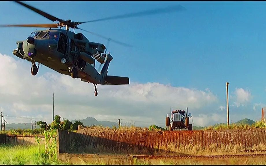 巨石强森和直升飞机拔河,雷霆噶吧!