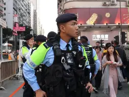 Скачать видео: 香港警察 真的漢子