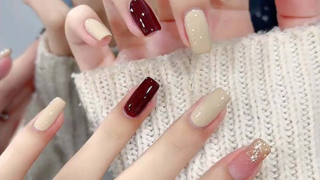 简约高级美拉德美甲#美出高级感 #亲手晒美甲 #这也太好看了 #跳色