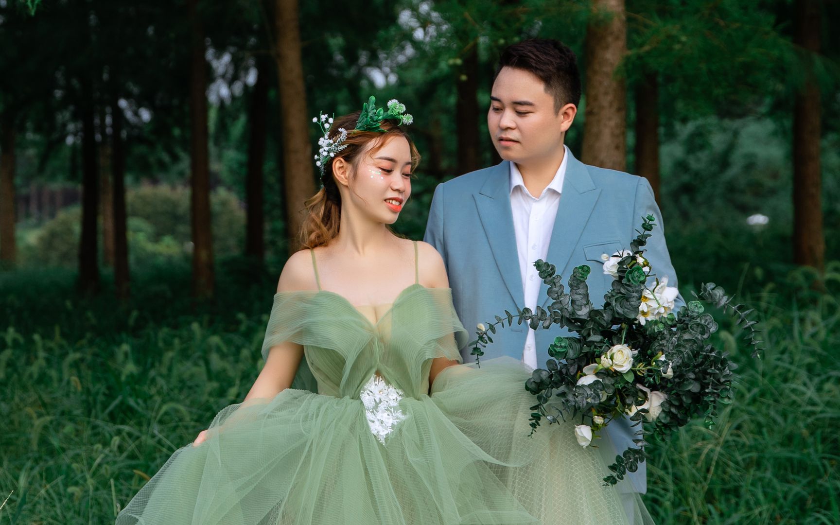 李茂婚纱照壁纸图片(李茂贞壁纸电脑桌面4k)