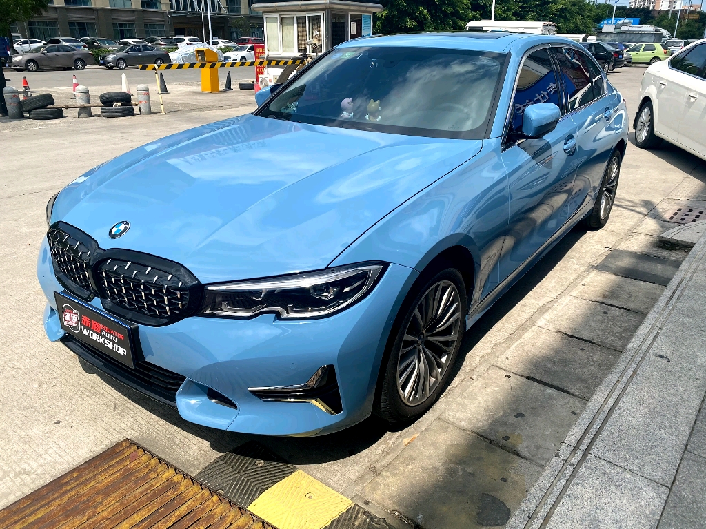 宝马三系瓷器蓝