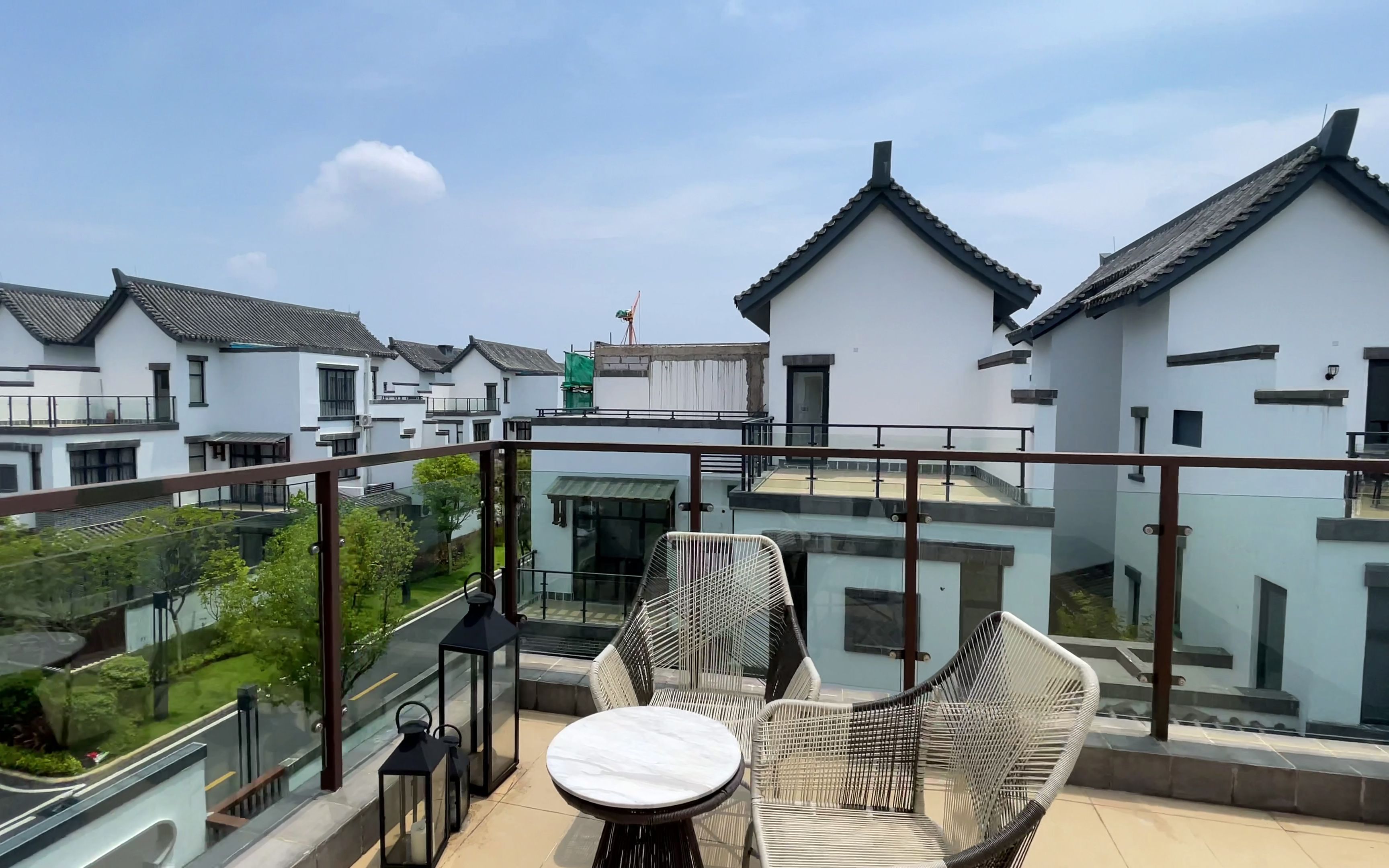 广东清远:徽派合院小别墅,130多万还带装修