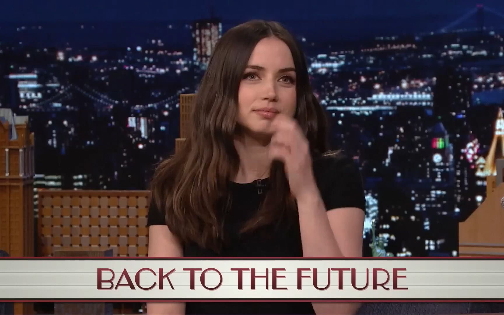 Ana de Armas的三字电影 | The Tonight Show Starring Jimmy Fallon哔哩哔哩bilibili