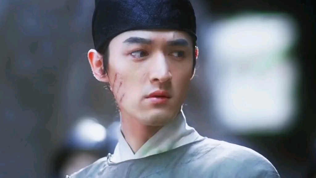 当年的胡歌是公认的四大小生之首,只要他一出作品,就是王者.