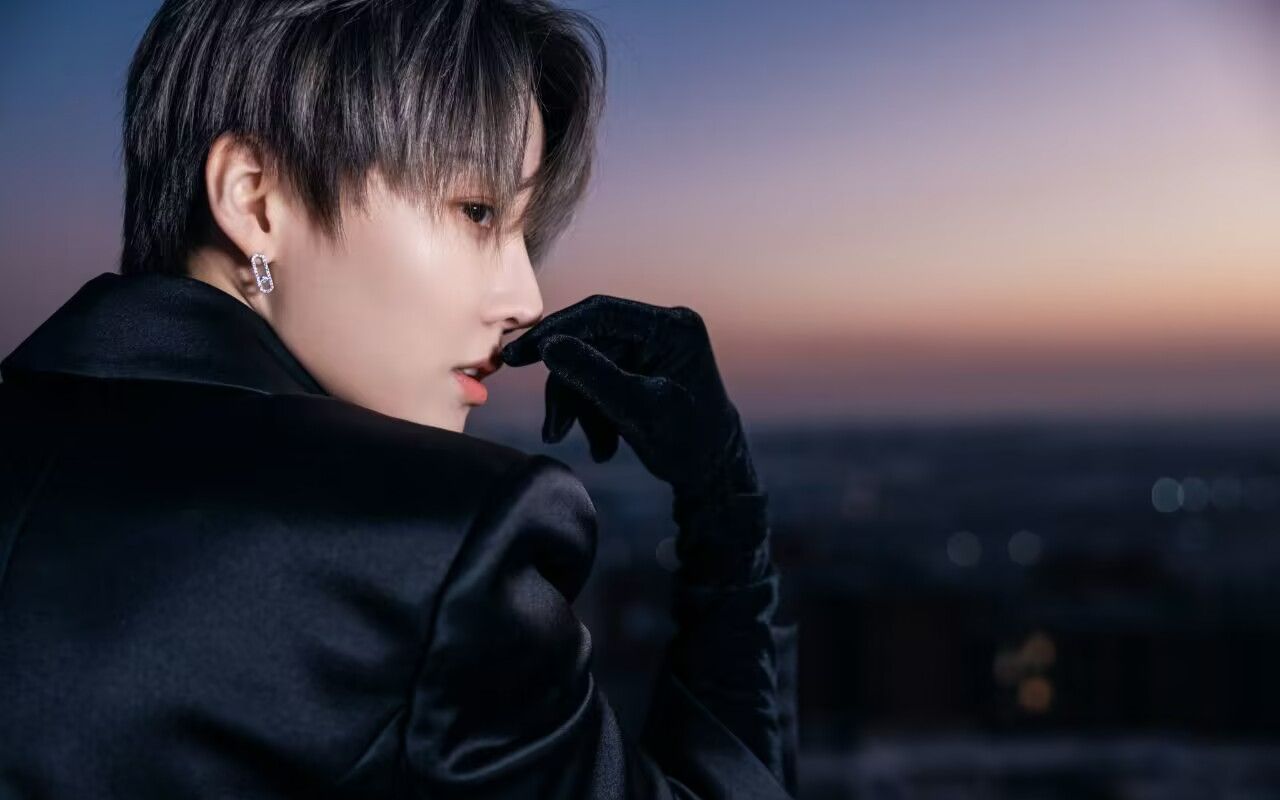 名品侧脸 | baby i know | 刘雨昕颜向