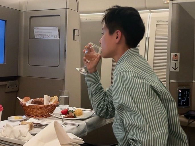 别再为虚荣感到羞耻，你配上任何你想要的