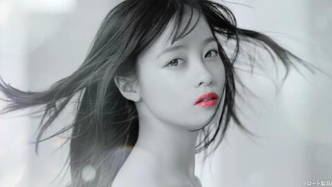 橋本環奈 着衣のままプールに飛び込み すっきりした スプライト 新cm出演 哔哩哔哩 Bilibili