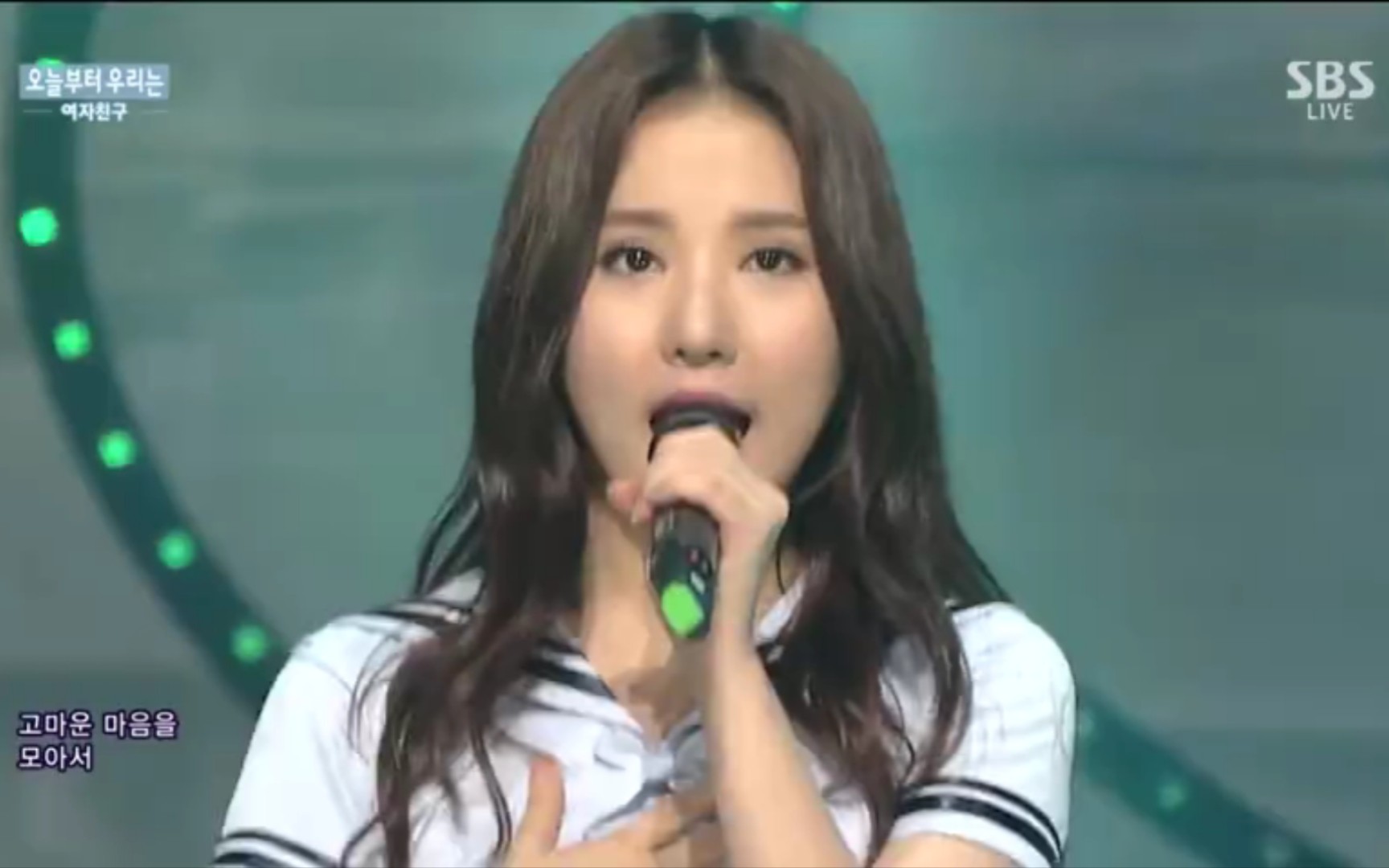 【雪村音乐银行】七年前的今天(150830)可爱的 GFriend 回来了,今天开始我们音乐现场!哔哩哔哩bilibili