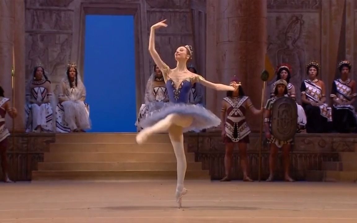 [图]Svetlana Zakharova《法老的女儿》二幕变奏