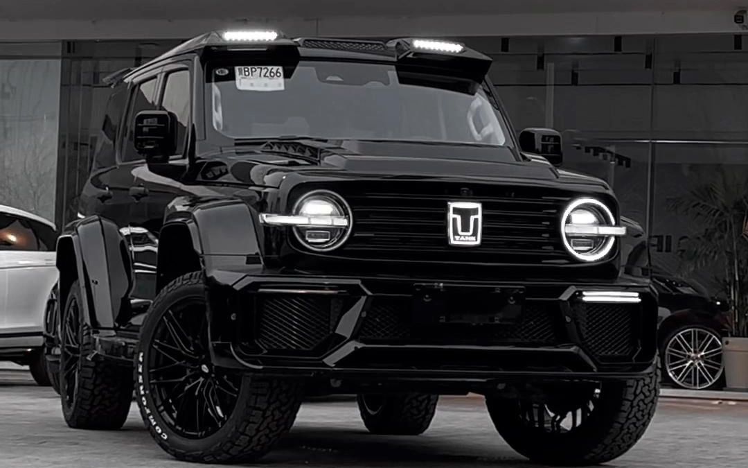 气场不输奔驰大g的坦克300火星城市版,你喜欢吗?